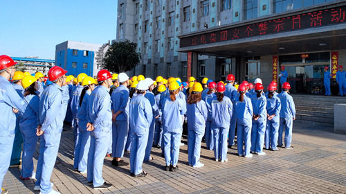 宜化集團(tuán)安全警示日:深刻吸取教訓(xùn) 堅守安全底線(圖5) 宜化集團(tuán)安全警示日:深刻吸取教訓(xùn) 堅守安全底線(圖5)