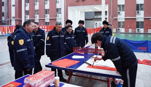 宜昌市領(lǐng)導(dǎo)王應(yīng)華、王大真一行到新疆宜化調(diào)研走訪(圖4)