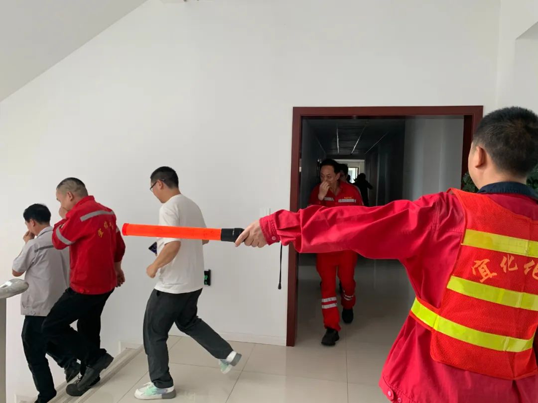 增強(qiáng)消防安全意識(shí) 筑牢消防安全“防火墻”(圖2) 圖片