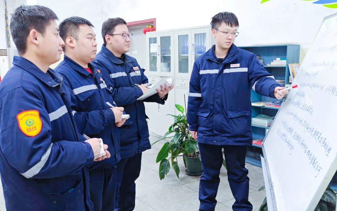 新疆宜化熱電分廠發(fā)電三班：夯實班組基礎，推進自主管理(圖3)