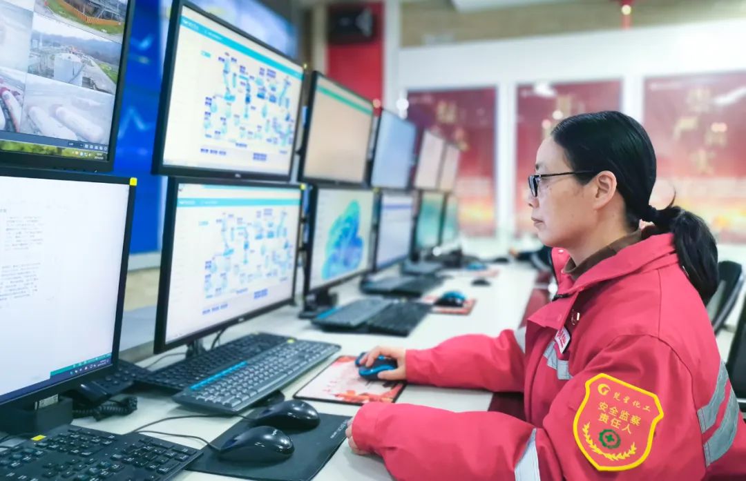 【三八特輯】楚星公司王芳：柔肩擔(dān)重任，為公司安全生產(chǎn)穩(wěn)定貢獻(xiàn)巾幗力量(圖4)