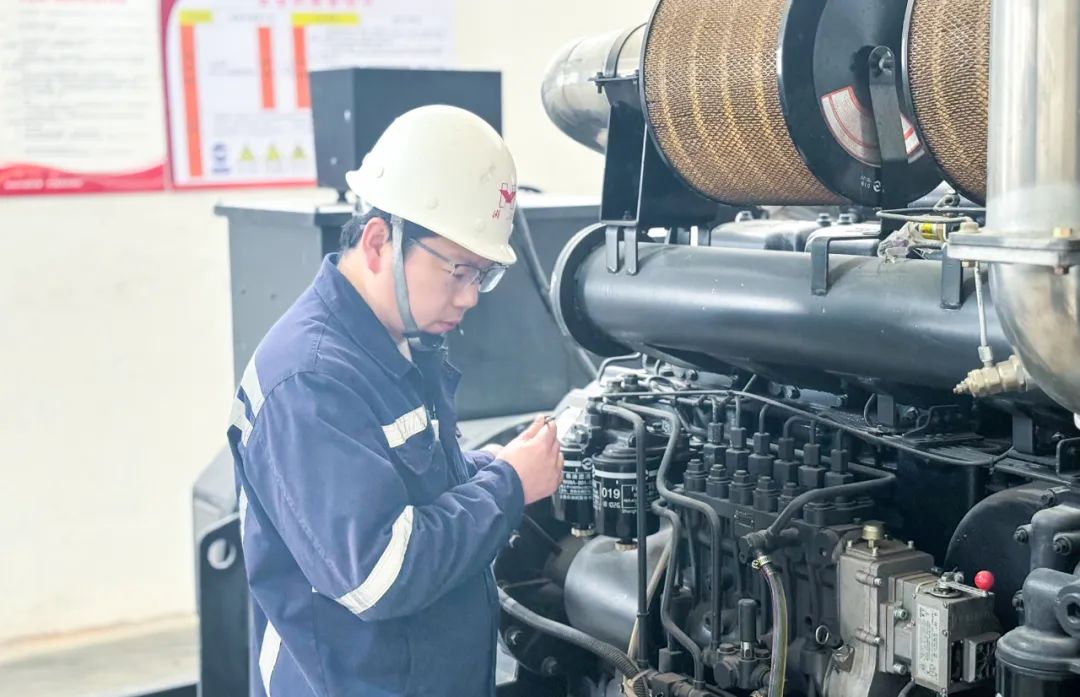 宜化礦業(yè)郭倉?。簼M腔熱愛向機電，一片初心為礦山(圖2)