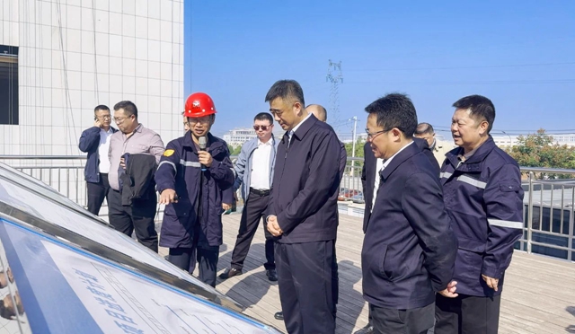 黑龍江省供銷合作社理事會主任趙勵軍、倍豐集團(tuán)董事長徐陽一行到訪宜化集團(tuán)