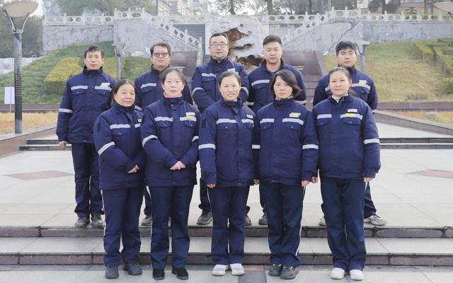 喜報(bào)！全國表彰，股份公司猇亭片區(qū)電解四班榜上有名！