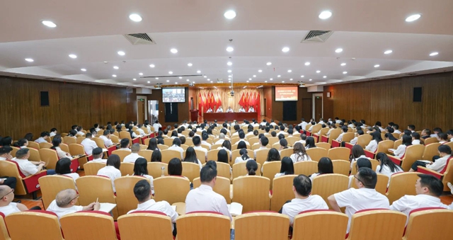 宜化集團召開一季度生產(chǎn)經(jīng)營分析總結(jié)會