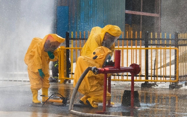 內(nèi)蒙古宜化開展危險化學品泄漏事故應(yīng)急演練(圖1)