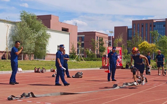 新疆宜化消防隊(duì)勇奪應(yīng)急救援技能大比武團(tuán)體一等獎(jiǎng)