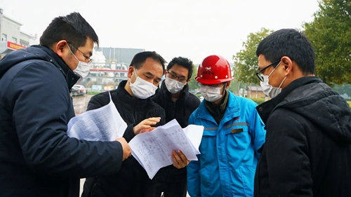 周金平到楚星公司、松滋肥業(yè)檢查疫情防控情況