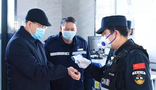 新疆維吾爾自治區(qū)常務副主席張春林到新疆宜化檢查督導疫情防控及安全生產工作