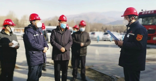 青海省委常委、省總工會主席馬吉孝到青海宜化調研慰問