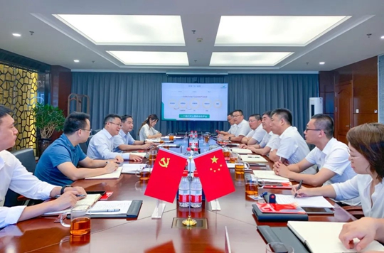 訪客戶談合作走市場！王大真到倍豐集團走訪