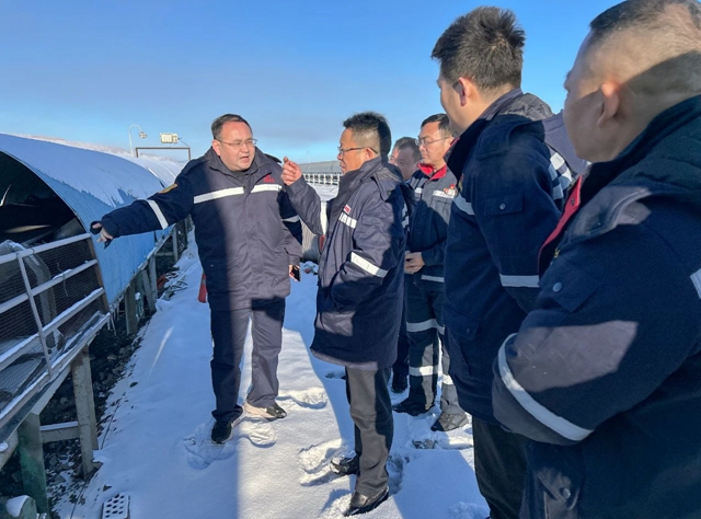 王大真到新疆宜化、新疆宜化礦業(yè)現(xiàn)場辦公